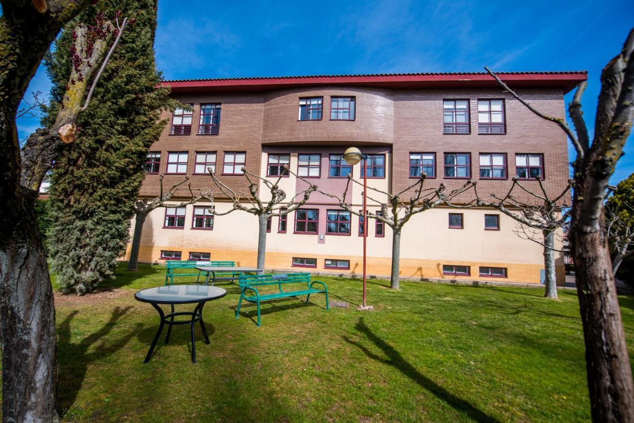 Residencia Hospital Del Rey Hostel บูร์โกส ภายนอก รูปภาพ
