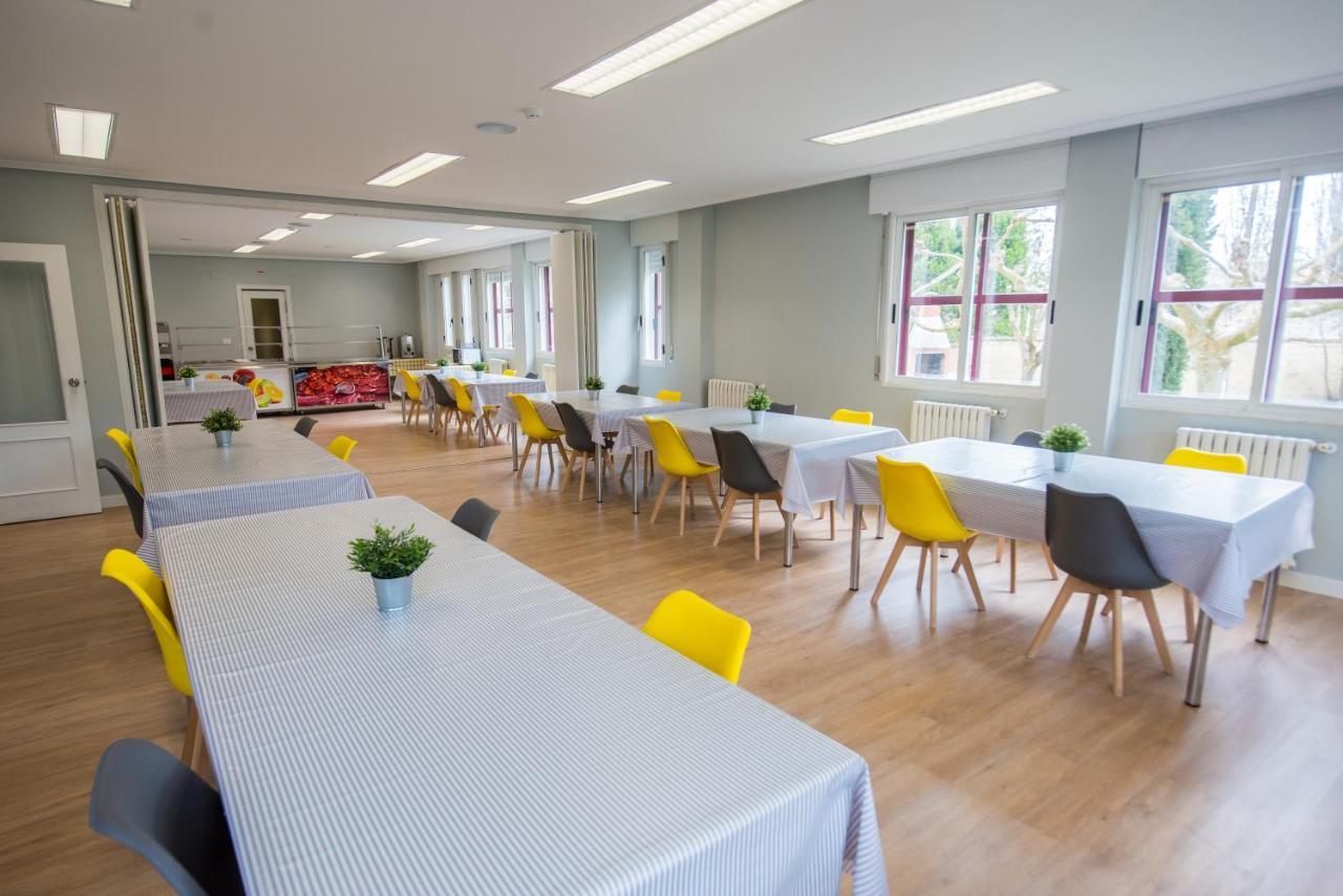 Residencia Hospital Del Rey Hostel บูร์โกส ภายนอก รูปภาพ